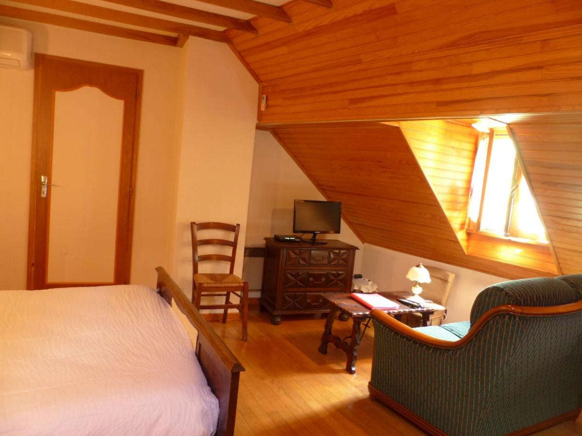 La Bouigane Bed & Breakfast Saint-Lary  Ngoại thất bức ảnh